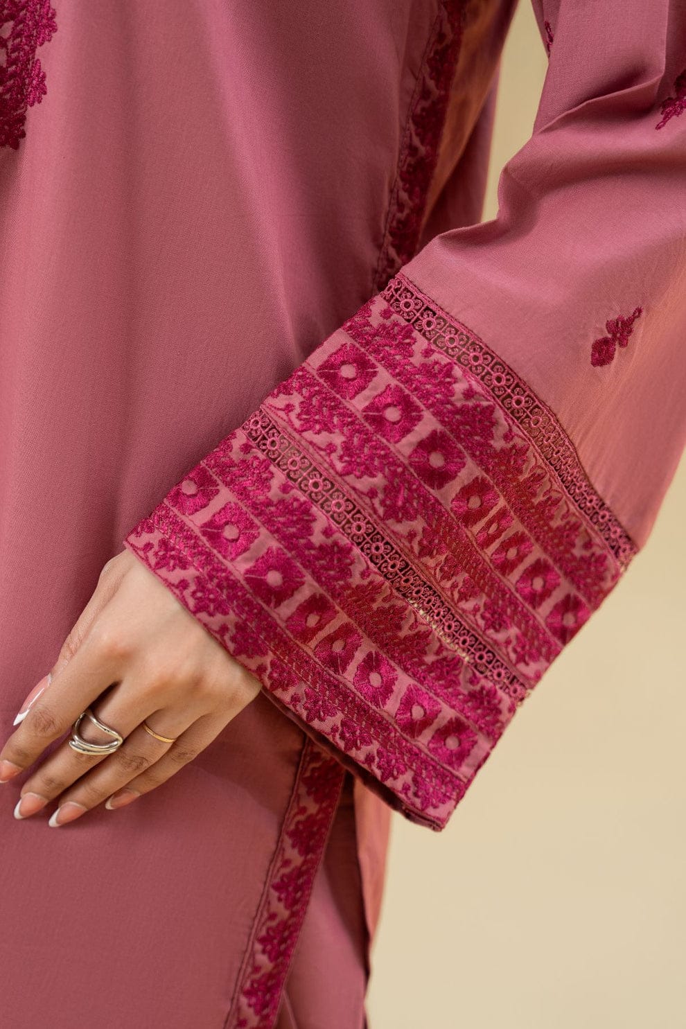Ruby Emb 2pc