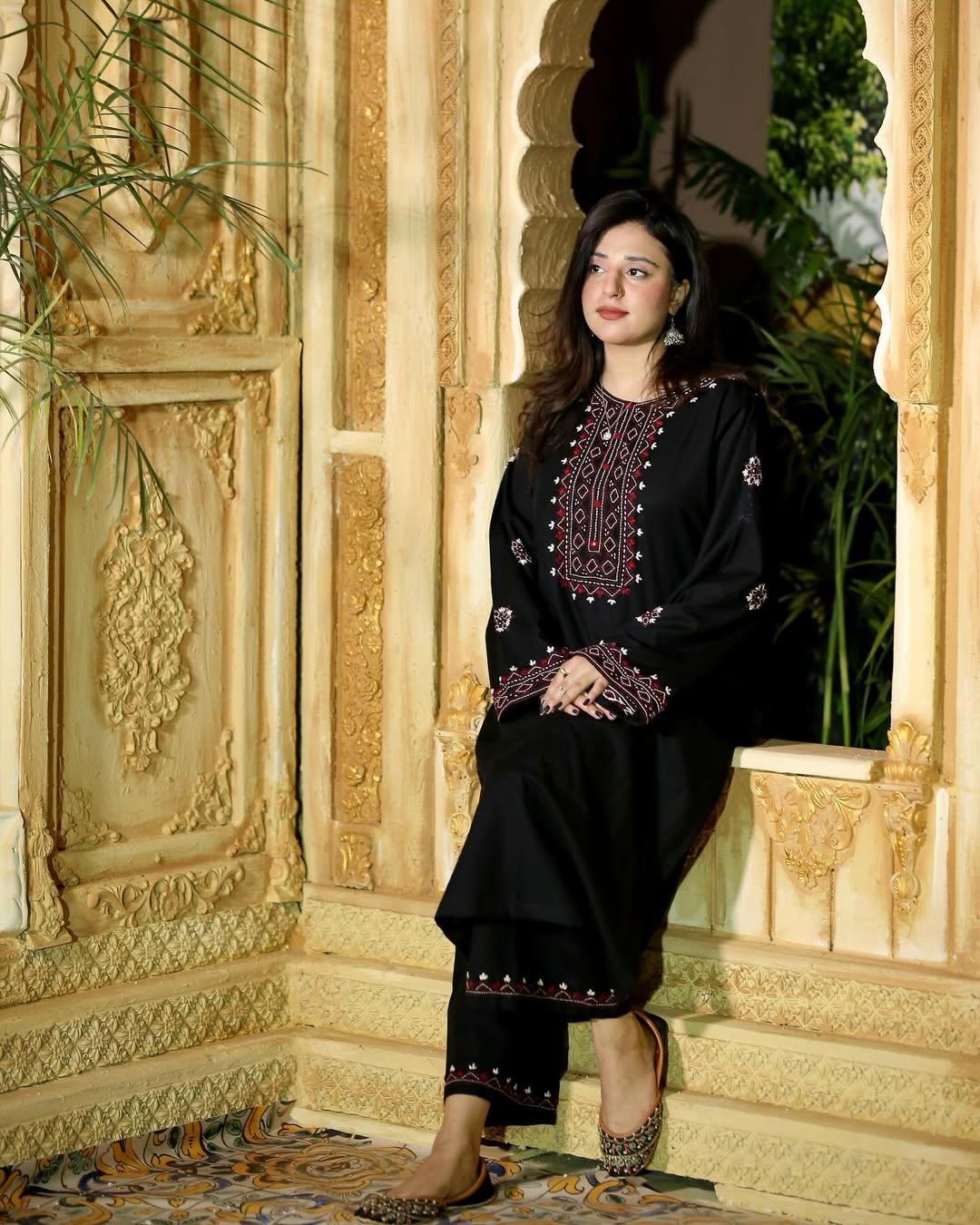 Black Luxe Emb 2pc - Jugnoo Bazaar
